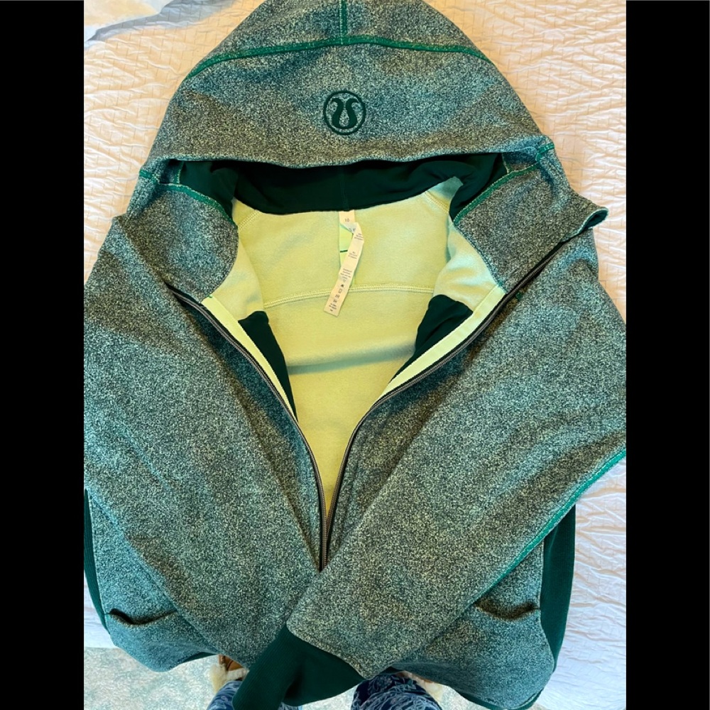 Lululemon scuba hoodie. Heathered green